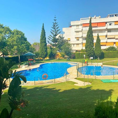 797 Holiday Rentals - Piso Para 4 Con Amplia Terraza Al Jardin Y Al Mar Benalmádena Eksteriør bilde